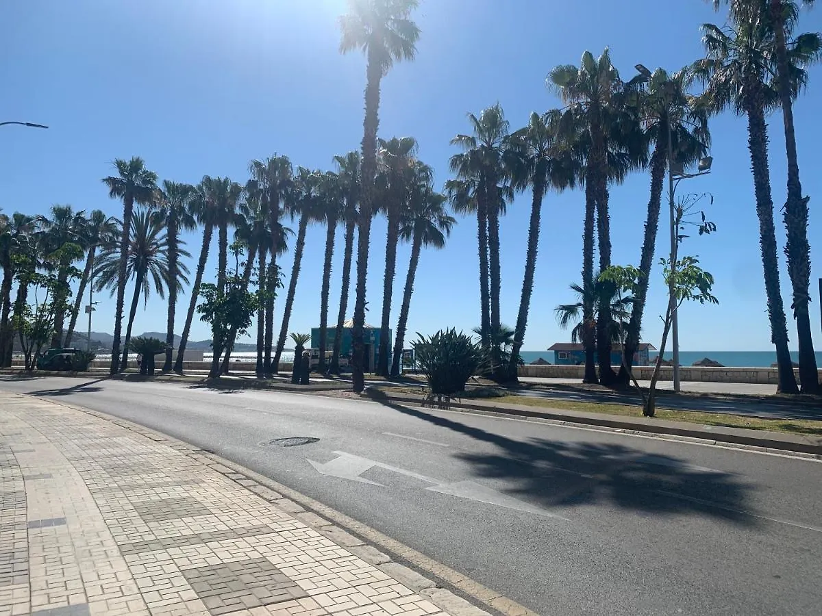 Homely Malaga Malagueta Junto Al Mar, Parking Privado Bajo Suplemento Apartament