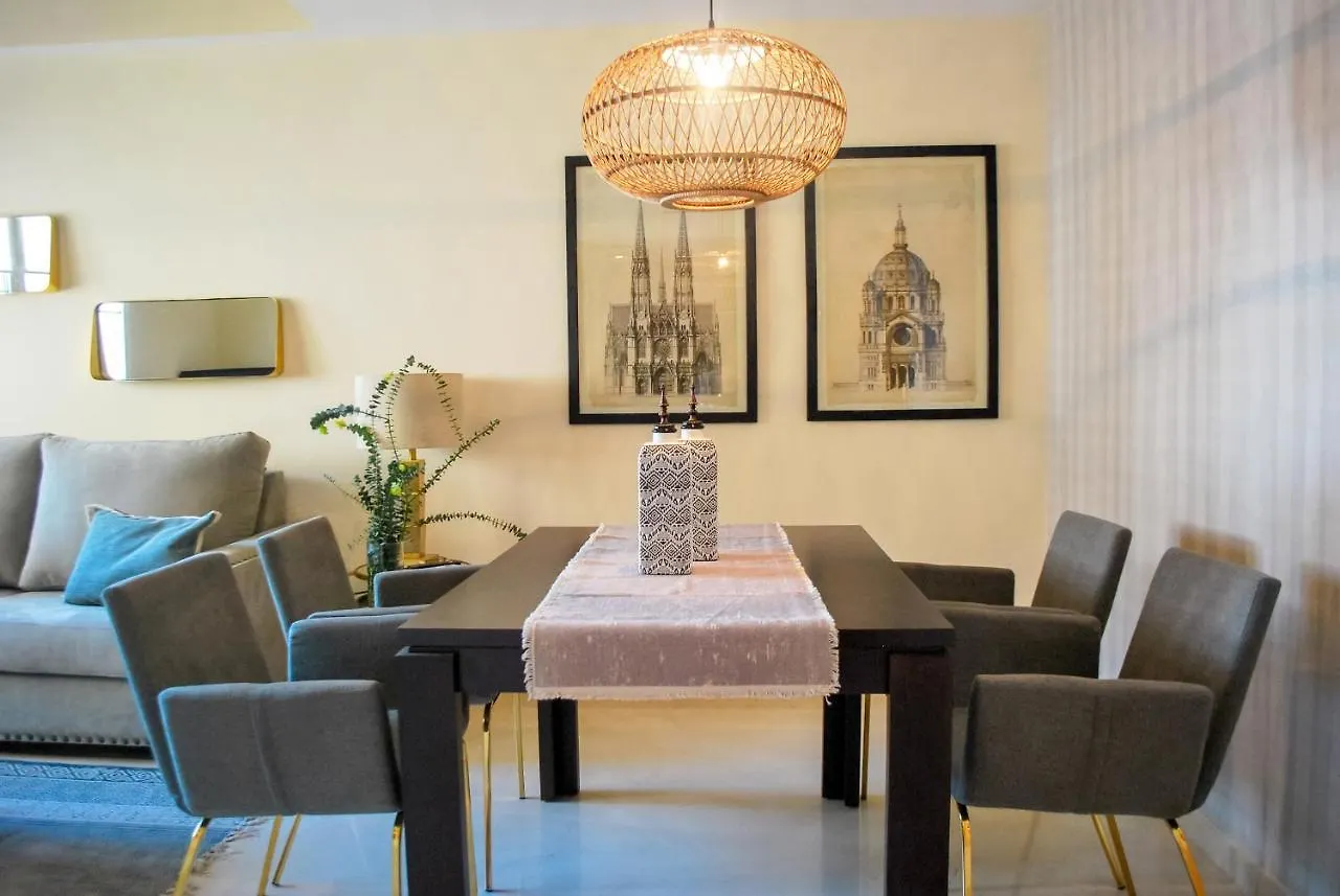 Apartment Homely Malaga Malagueta Junto Al Mar, Parking Privado Bajo Suplemento Spain