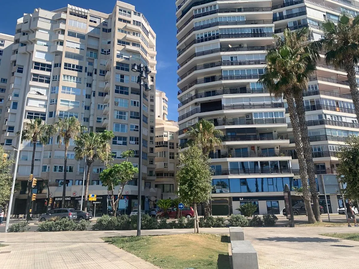 Apartment Homely Malaga Malagueta Junto Al Mar, Parking Privado Bajo Suplemento